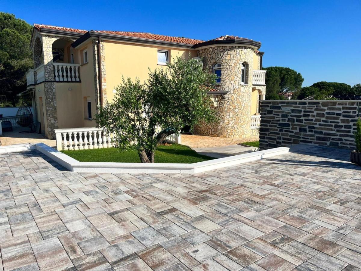 Olivea Luxury Suites Fažana Exteriér fotografie