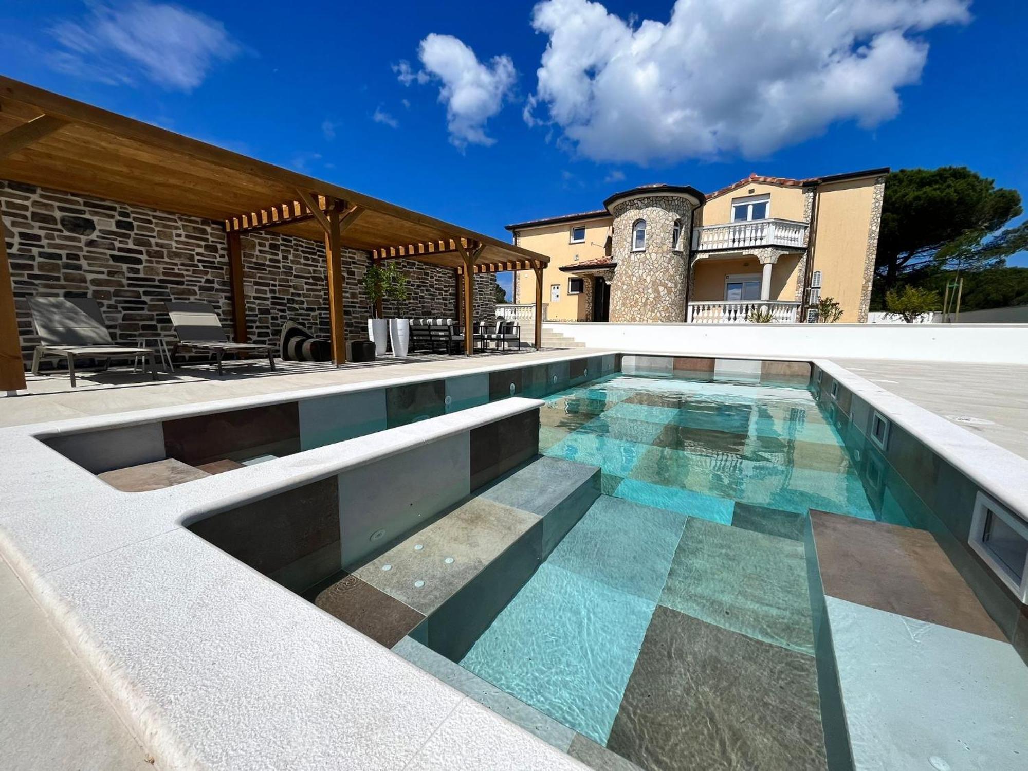 Olivea Luxury Suites Fažana Exteriér fotografie